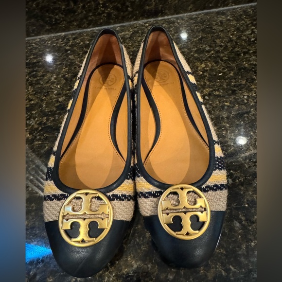 Tory Burch Chelsea Ballet Flats - Picture 3 of 4